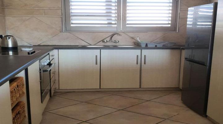 Albatross Guest House