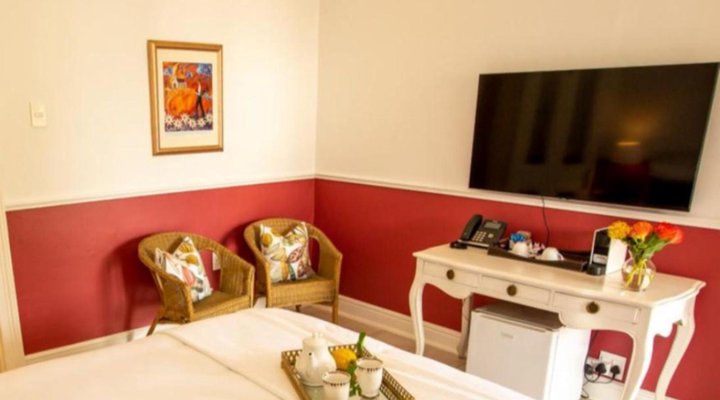 Le Ballon Rouge Guest House