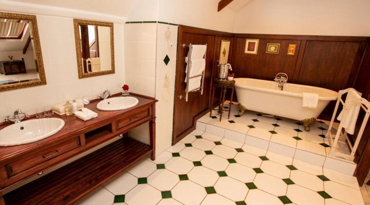 Le Ballon Rouge Guest House