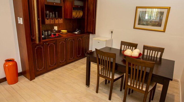 Le Ballon Rouge Guest House
