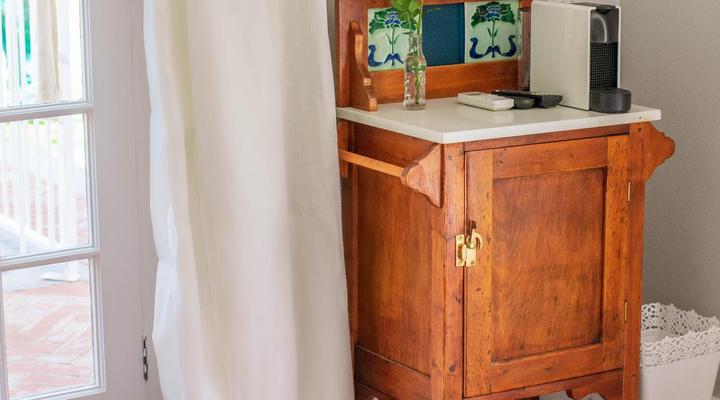 Rozenburg Guest House