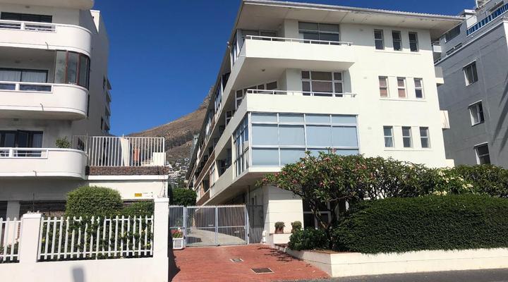 The Greenhouse Guesthouse