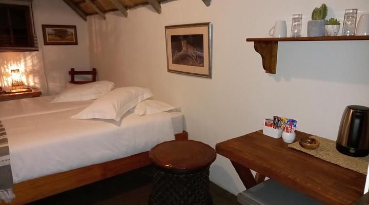 Shumba Safari Lodge