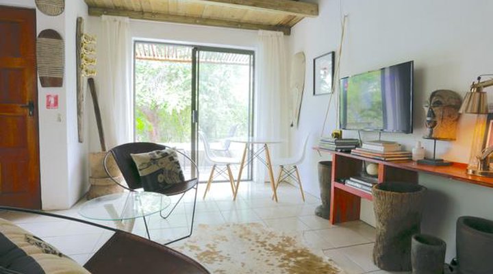 Tusk Bush Lodge & Photographic Safaris