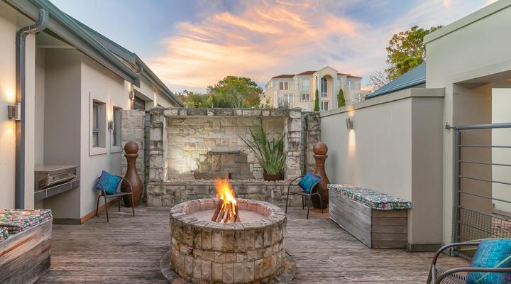 Big Tree House Lodge