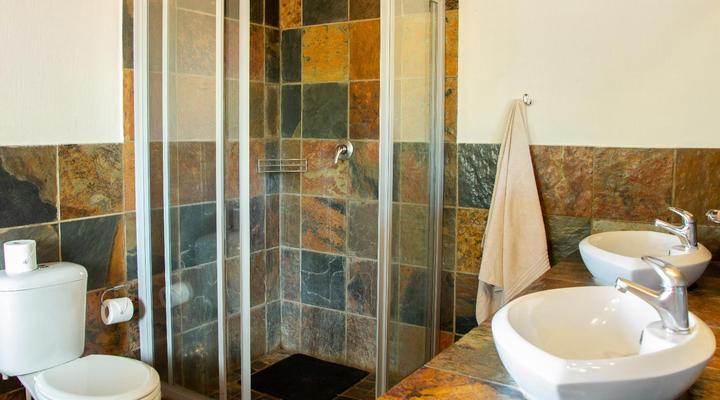 Sondela Nature Reserve & Spa Makhato Lodges