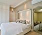 Hermanus Beachfront Lodge